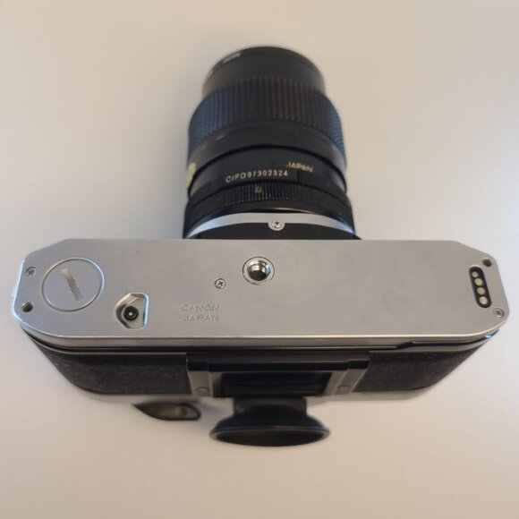 Canon AE-1 Program 35mm Film Camera (For Parts/Repair) with Lens - Picture 8 of 10